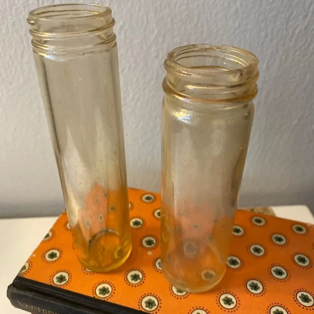 🎀Vintage🎀 1940s Pair of Bottles Found In The Sea